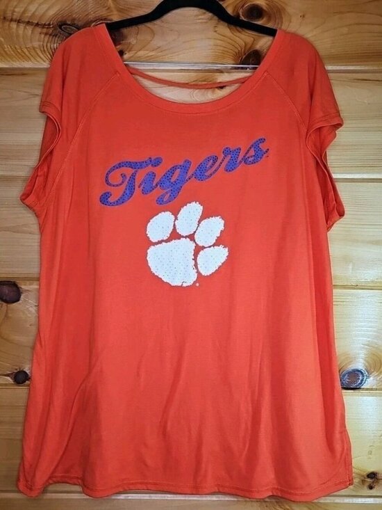 Colosseum Athletics Tops - Colosseum Women's Plus Size 2X Clemson Tigers Rhinestone Bling Paw